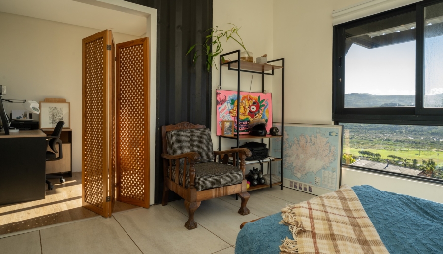 4 Bedroom Property for Sale in Fish Hoek Western Cape
